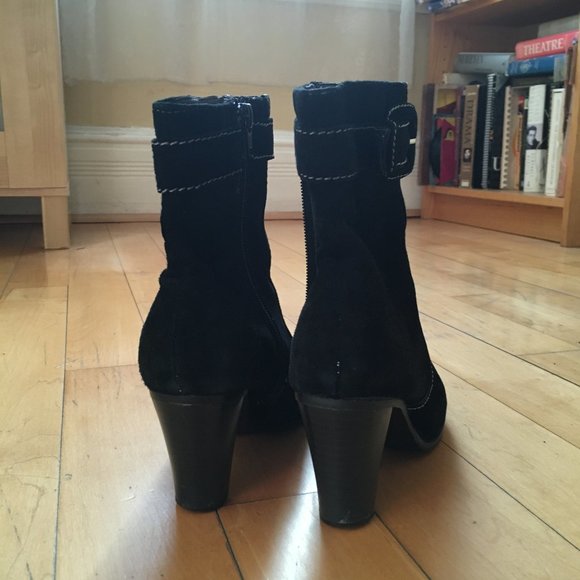 Feet First High Heel Boots - Picture 6 of 7